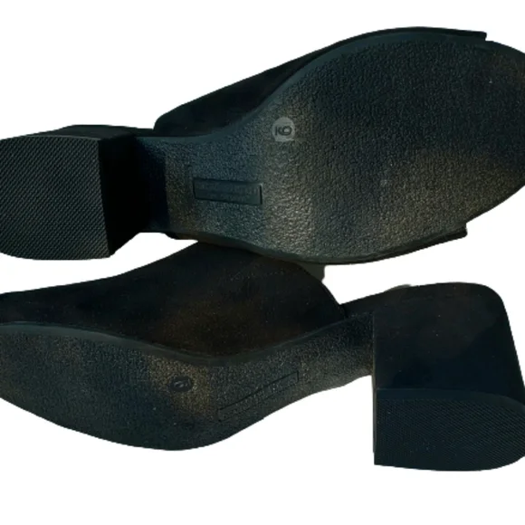 Christian Siriano NEW Black Faux Suede Slip On Heel Sandal Size 9 Open Toe - Picture 8 of 9